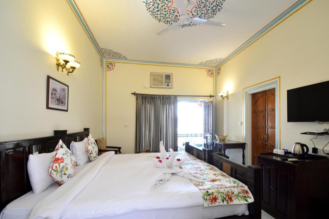 Jaipur Vintage House Bed & Breakfast ภายนอก รูปภาพ