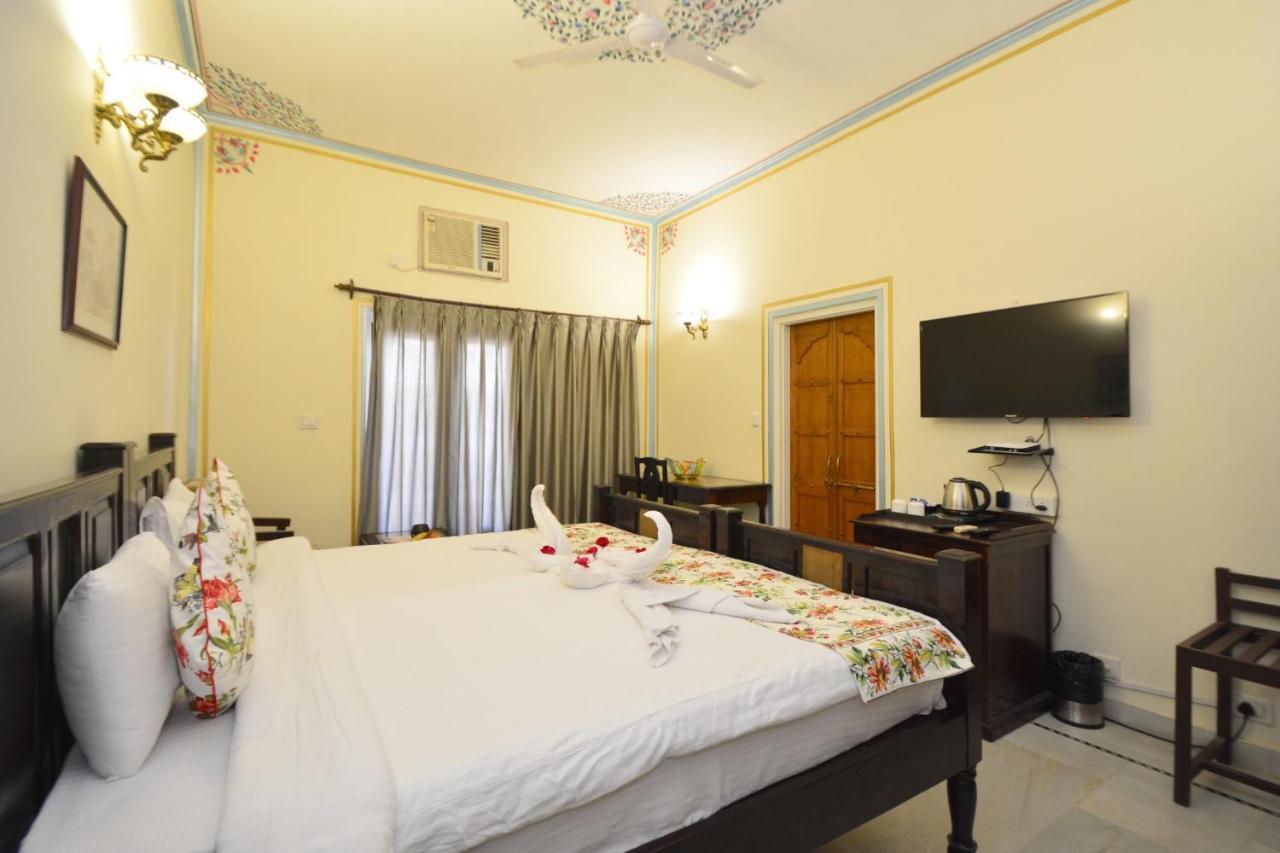 Jaipur Vintage House Bed & Breakfast ภายนอก รูปภาพ